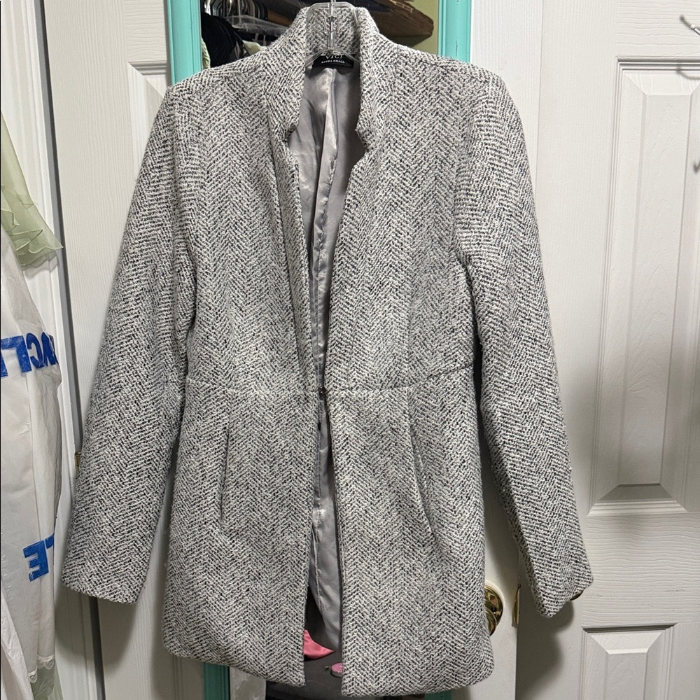 VICI Light Gray Herringbone Trench Coat XS - EUC